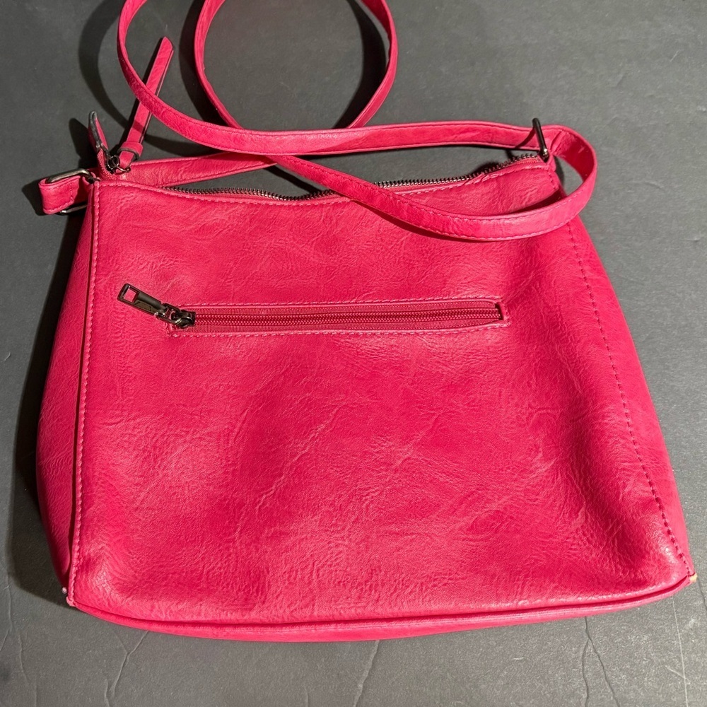 Sam and Hadley adjustable crossbody/shoulder bag - Picture 4 of 7